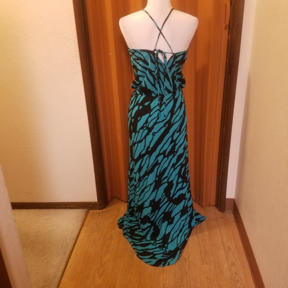 TURQUOISE AND BLACK MAXI DRESS - Picture 2 of 6